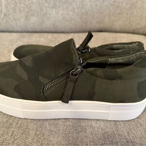 Steve Madden Camouflage Slip-On Sneakers